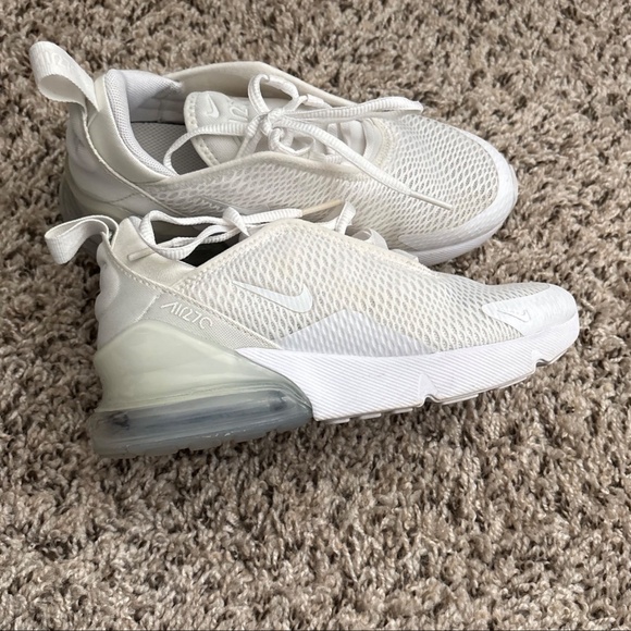 Air max 270 - Picture 2 of 3